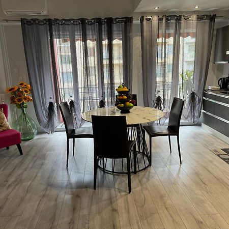 Gorgeous 2 Bedrooms Holiday Apartement Nice Extérieur photo