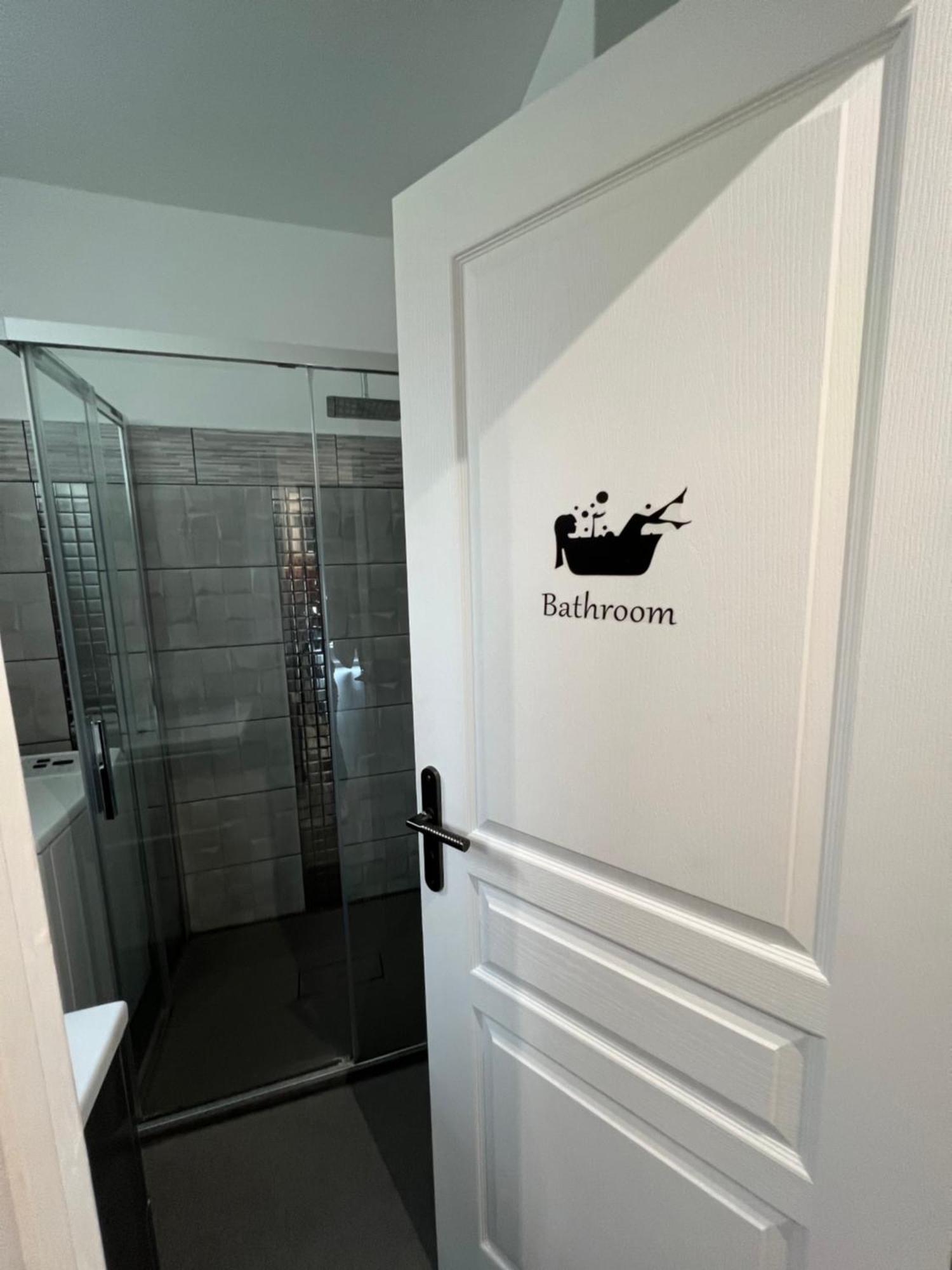 Gorgeous 2 Bedrooms Holiday Apartement Nice Extérieur photo